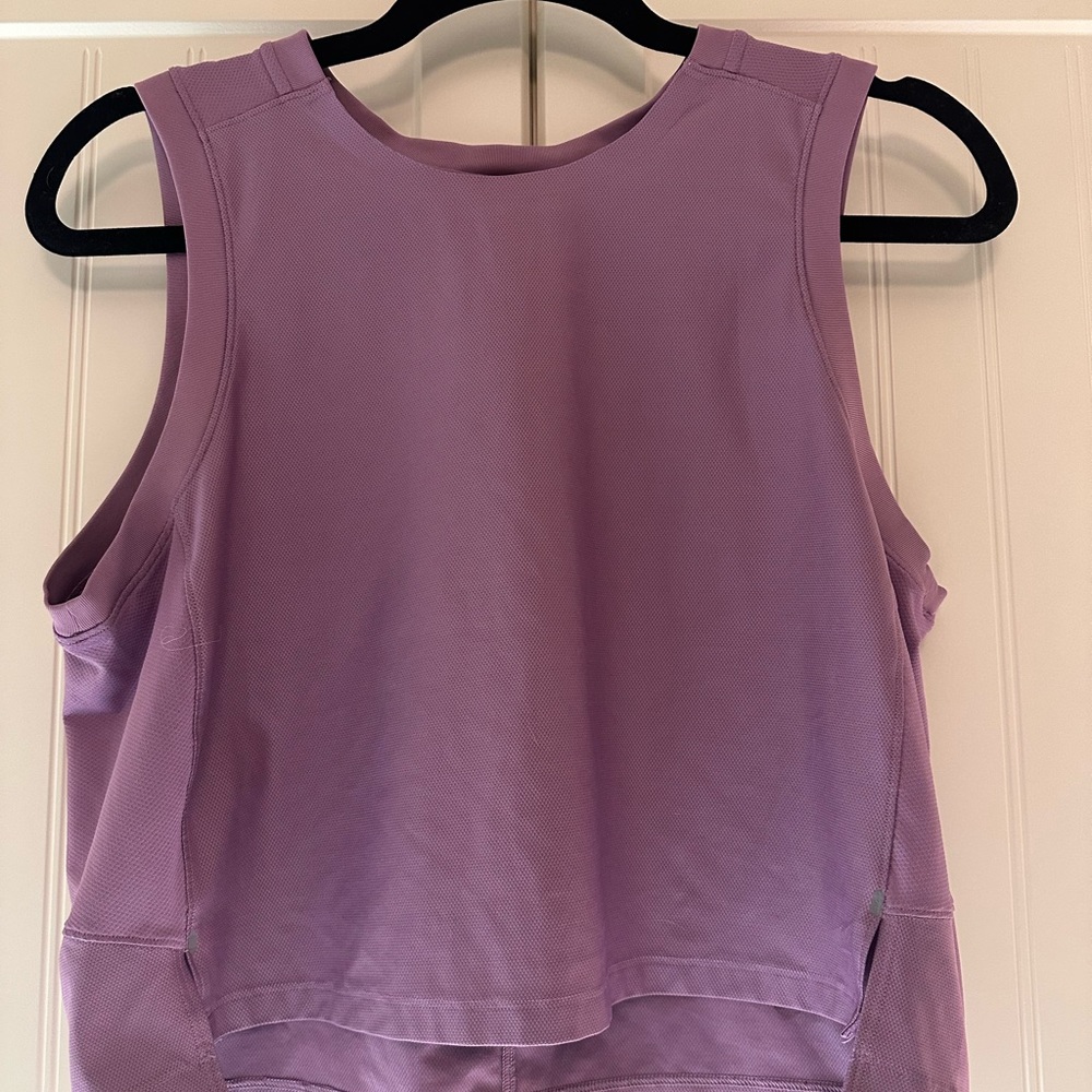 lululemon athletica Lavender/Purple Cropped Athletic Tank Top